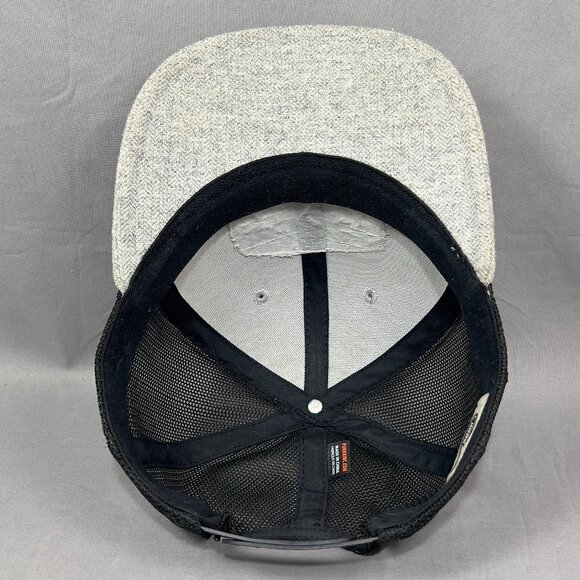 Snook Hook Tackle Bait Snapback Cap Hat Pukka Gray Trucker Jensen Beach FL Mens - Picture 14 of 15